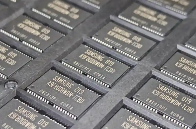 Analog Devices ADUM1201BRZ-RL7: The 