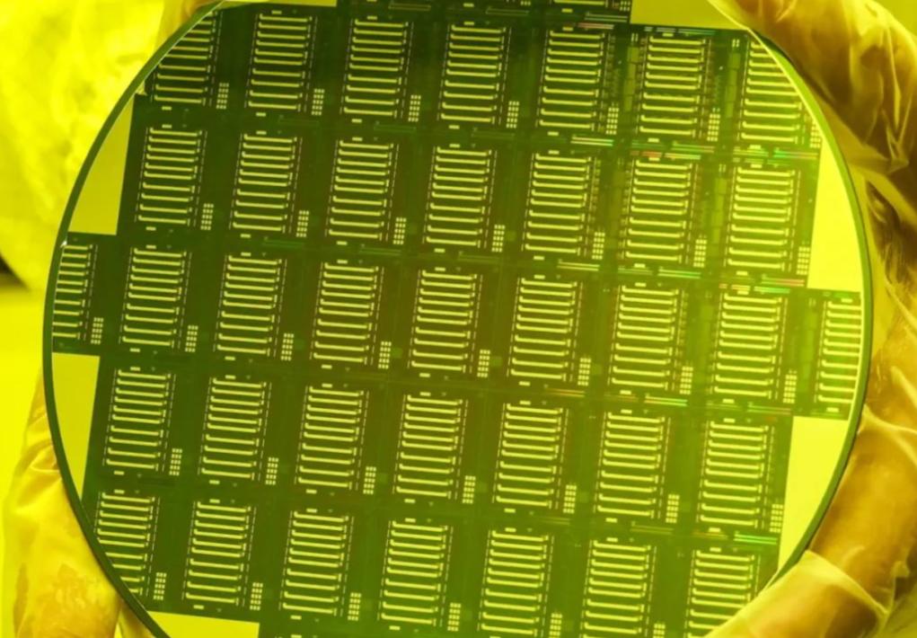 Rectron USA SMAJ5.0CA: A High-Performance Solution for Surge and ESD Protection