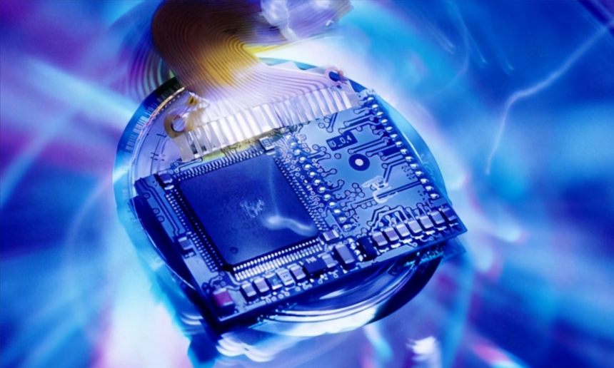 Precision Little Giant: An In-Depth Look at the AD8601ARTZ-R2 Op Amp